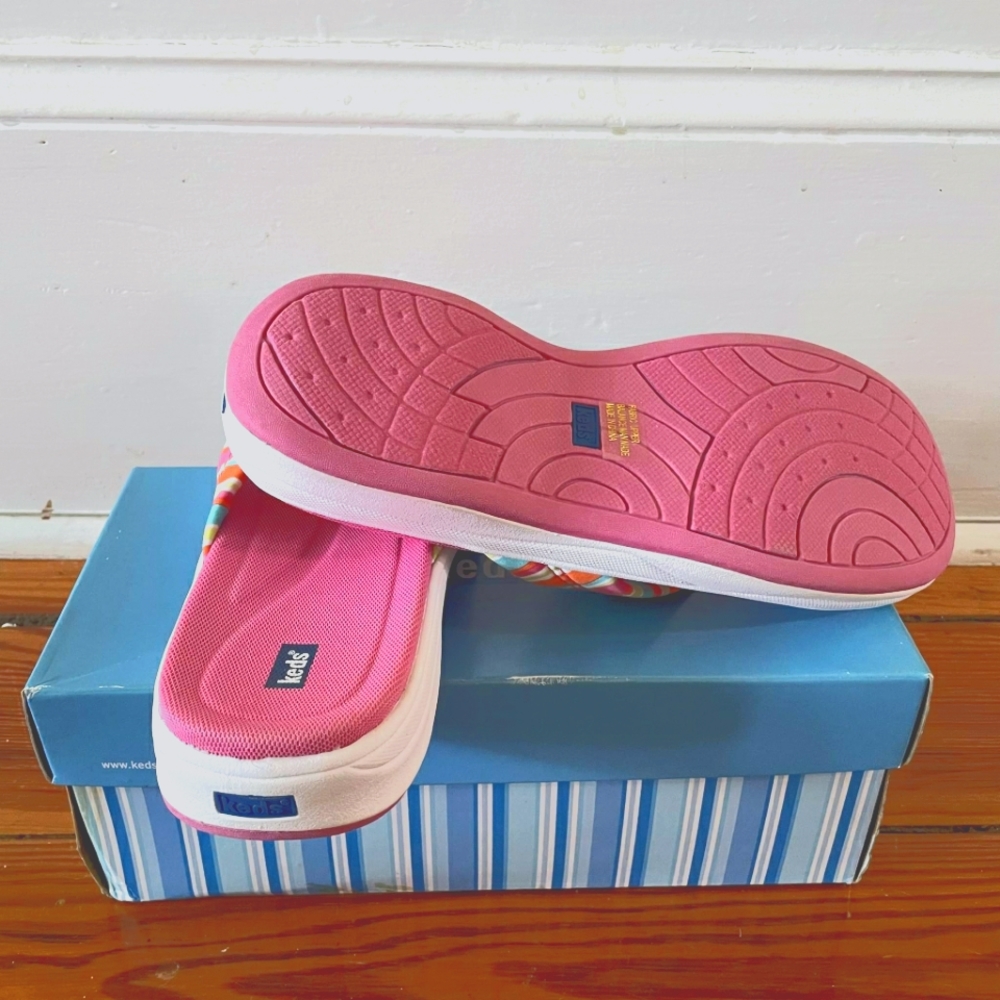 KEDS EMMY STRIPE THONG size 11M